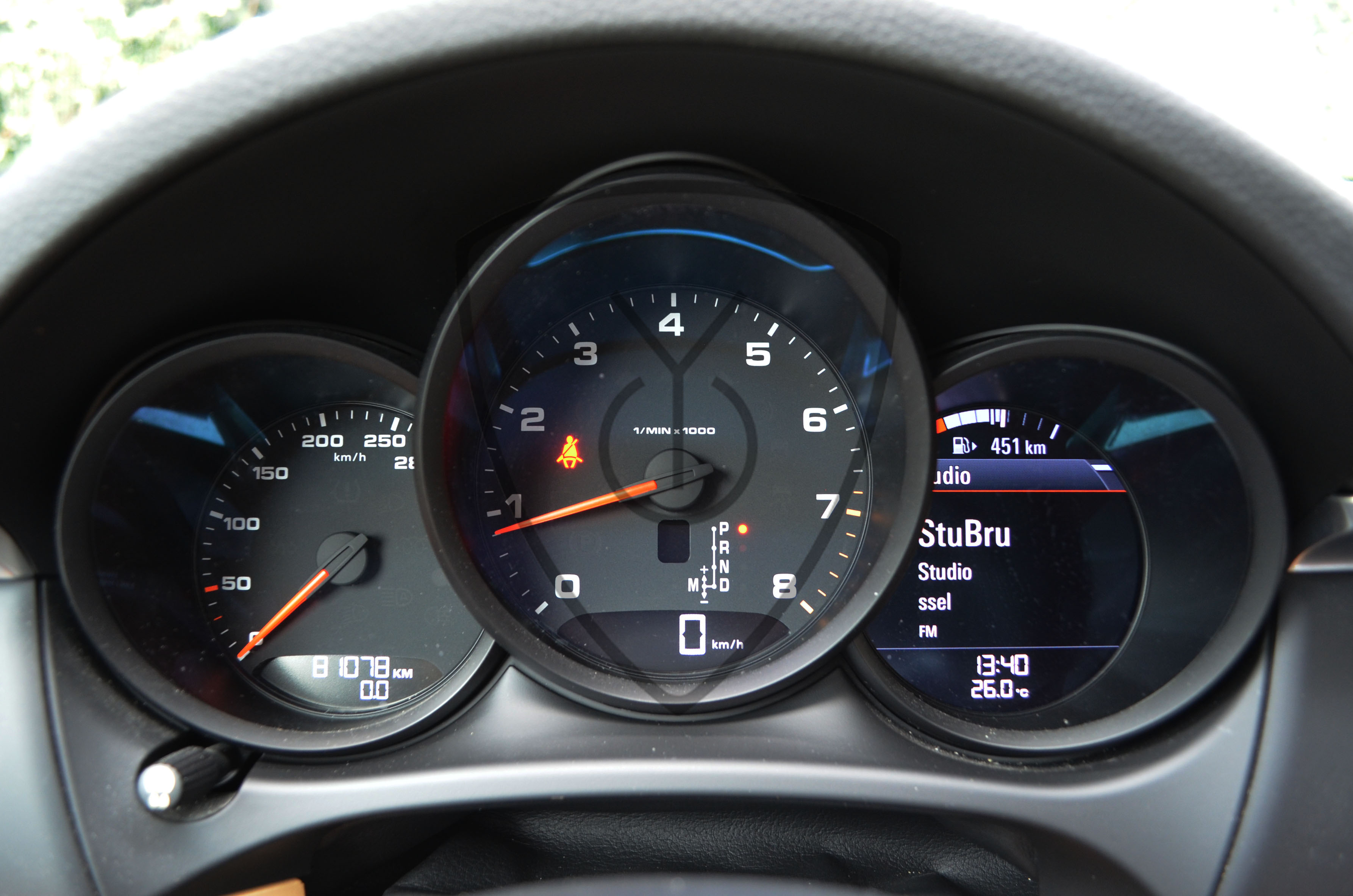 PORSCHE MACAN 2.0 TURBO — image 2